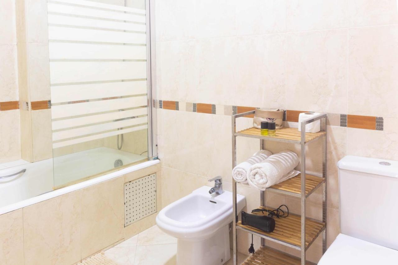 Appartement Haut Standing Central Corniche Tanger Exteriör bild
